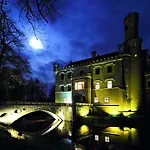 Zamek Karpniki Schloss Fischbach 4* Lomnica (Jelenia Gora)