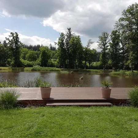 Zamek Karpniki Schloss Fischbach Apart-hotel