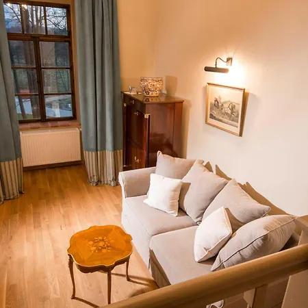Apart-hotel Zamek Karpniki Schloss Fischbach