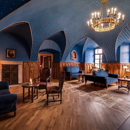 Zamek Karpniki Schloss Fischbach 아파트호텔