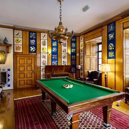 Zamek Karpniki Schloss Fischbach