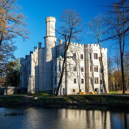 Apart-hotel Zamek Karpniki Schloss Fischbach