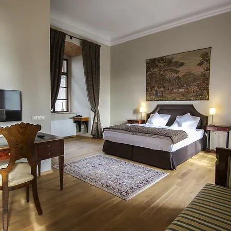 Hotel apartamentowy Zamek Karpniki Schloss Fischbach Lomnica (Jelenia Gora)