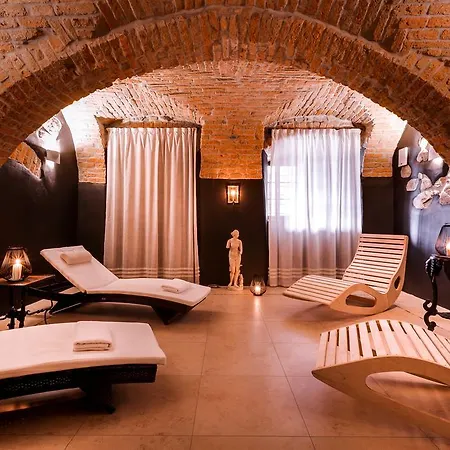 Zamek Karpniki Schloss Fischbach Lomnica (Jelenia Gora)