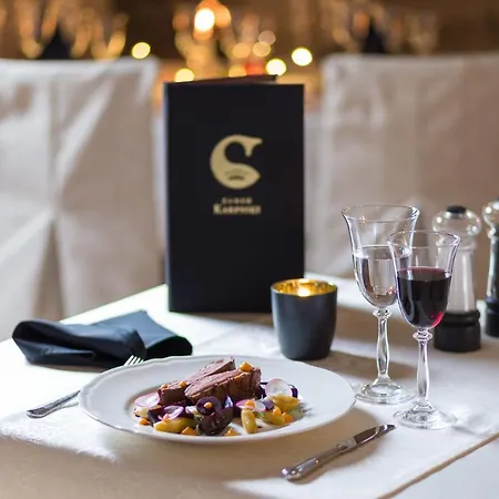 아파트호텔 Zamek Karpniki Schloss Fischbach