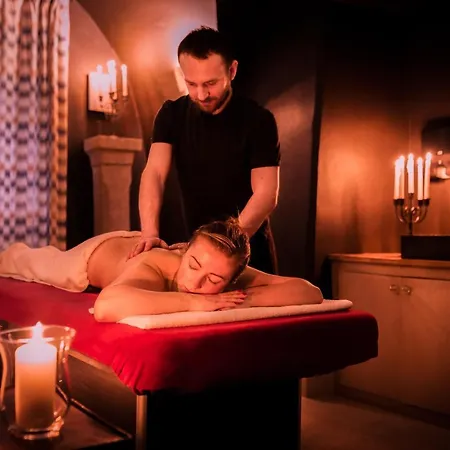 Zamek Karpniki Schloss Fischbach