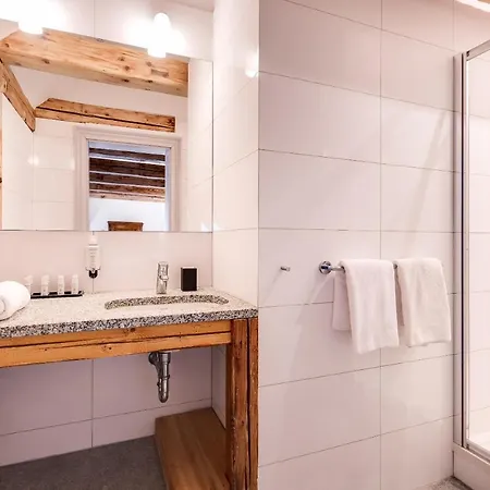Zamek Karpniki Schloss Fischbach 4*