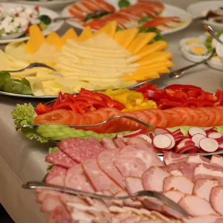 Zamek Karpniki Schloss Fischbach Apart-hotel 4*