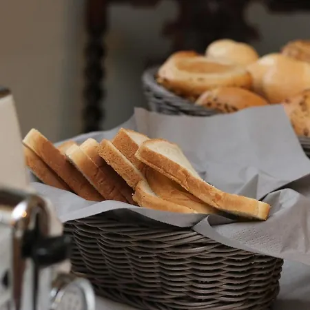 Zamek Karpniki Schloss Fischbach 4* Lomnica (Jelenia Gora)