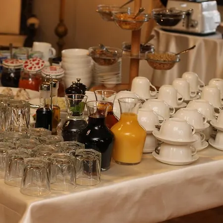 Zamek Karpniki Schloss Fischbach 4* Lomnica (Jelenia Gora)