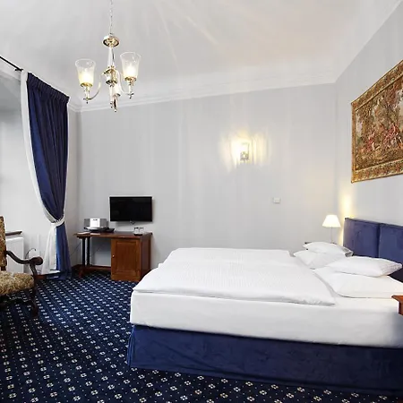 Zamek Karpniki Schloss Fischbach Lomnica (Jelenia Gora)