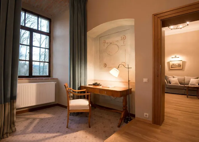 Zamek Karpniki Schloss Fischbach 4* 鲁穆尼卡