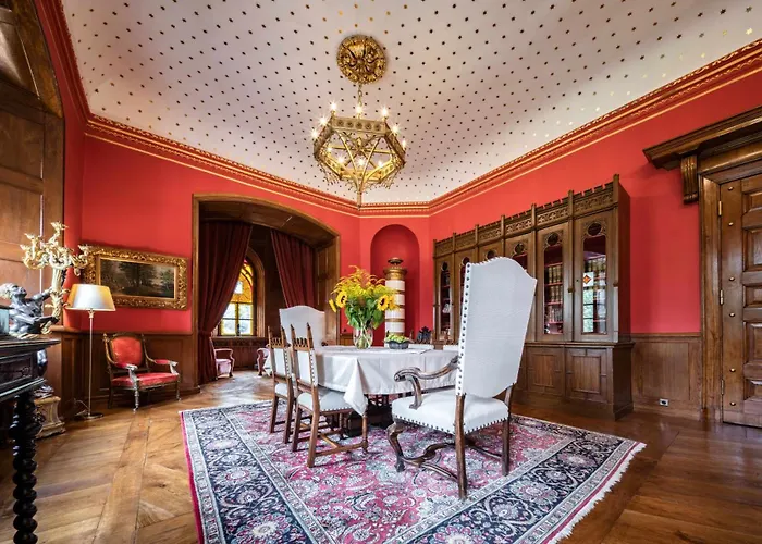 Zamek Karpniki Schloss Fischbach