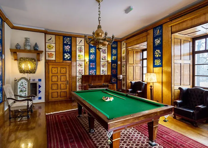 Zamek Karpniki Schloss Fischbach