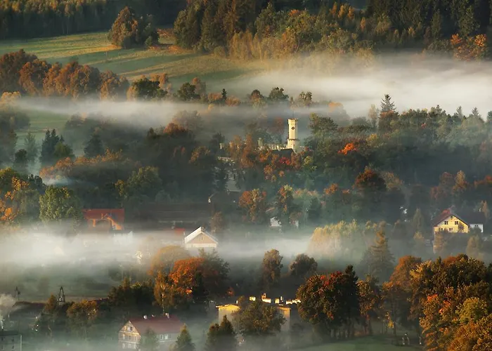 Zamek Karpniki Schloss Fischbach