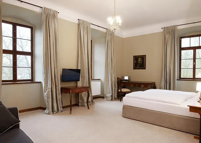 Zamek Karpniki Schloss Fischbach 4*