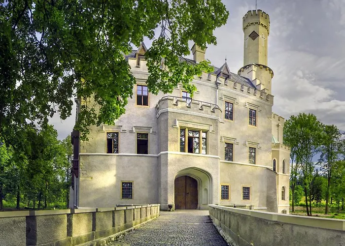 Zamek Karpniki Schloss Fischbach Апарт-отель 4*