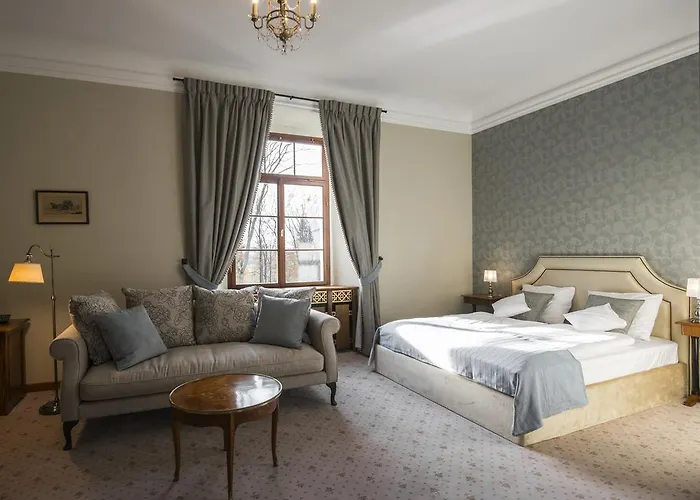 Ξενοδοχείο με διαμερίσματα Zamek Karpniki Schloss Fischbach