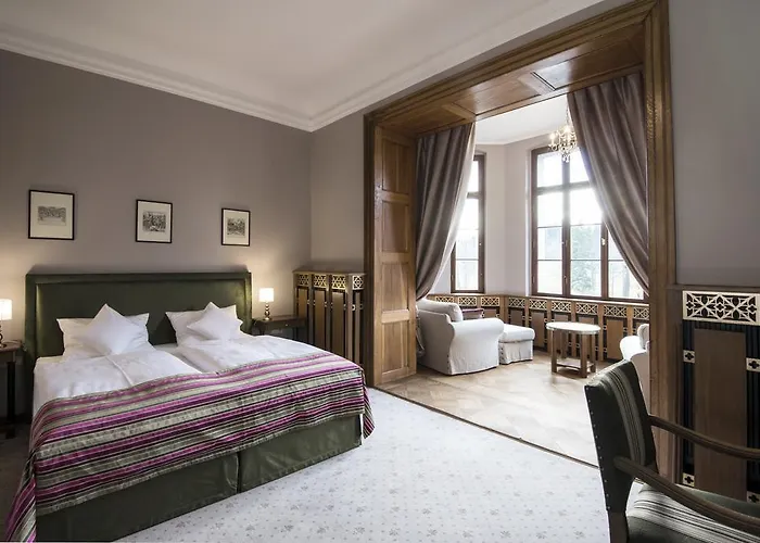 公寓式酒店 Zamek Karpniki Schloss Fischbach