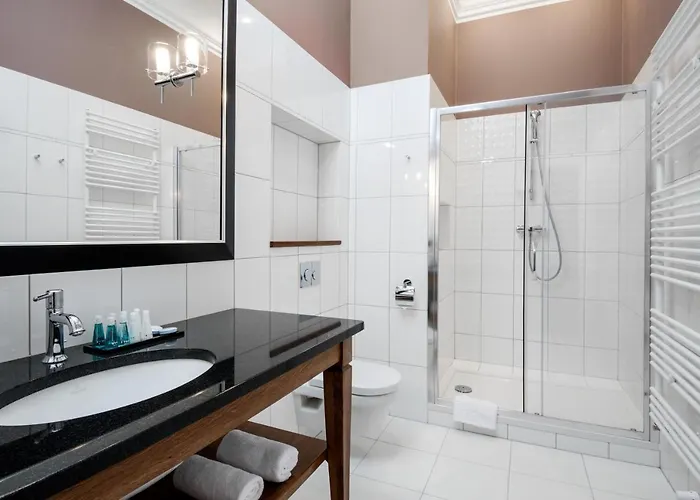 Zamek Karpniki Schloss Fischbach 4*