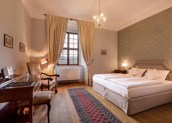 Zamek Karpniki Schloss Fischbach 公寓式酒店 鲁穆尼卡