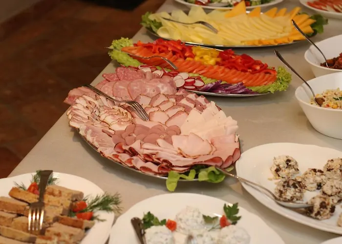 Zamek Karpniki Schloss Fischbach Апарт-отель