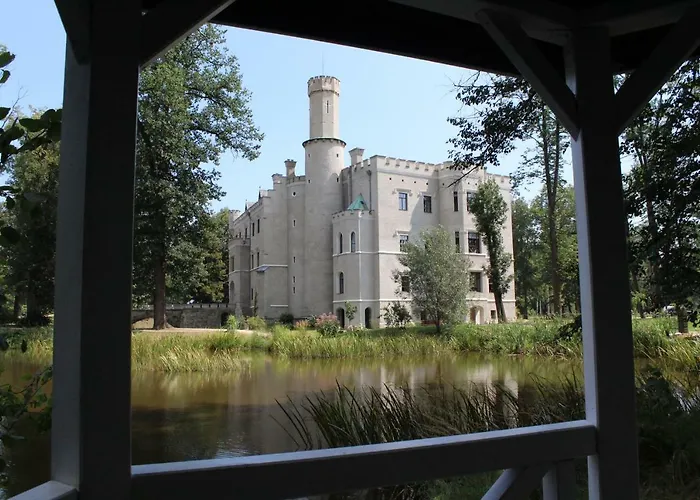 Апарт-отель Zamek Karpniki Schloss Fischbach 4*